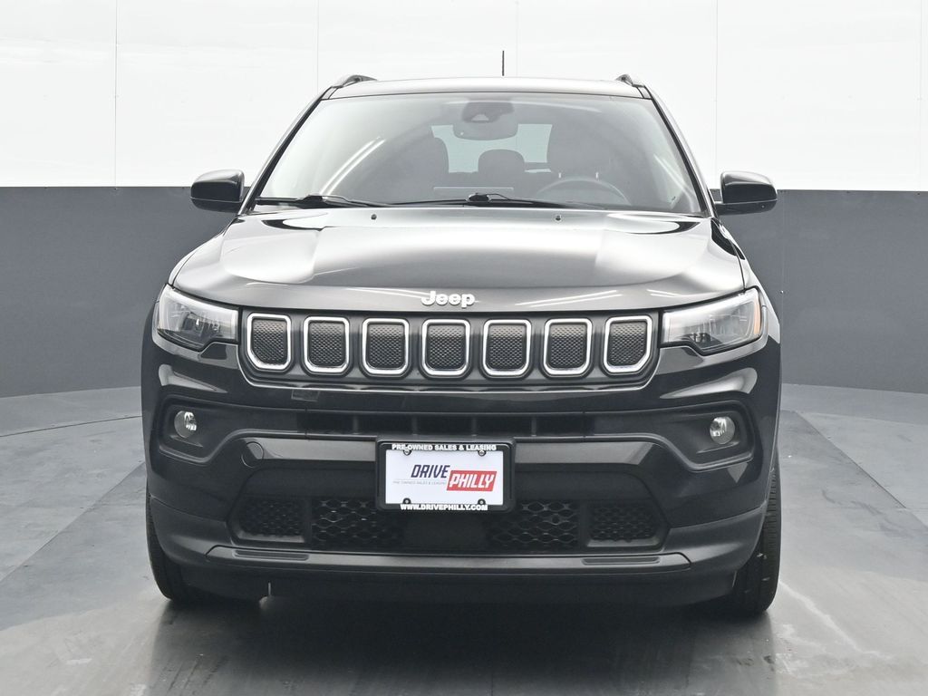 2022 Jeep Compass Latitude Lux
