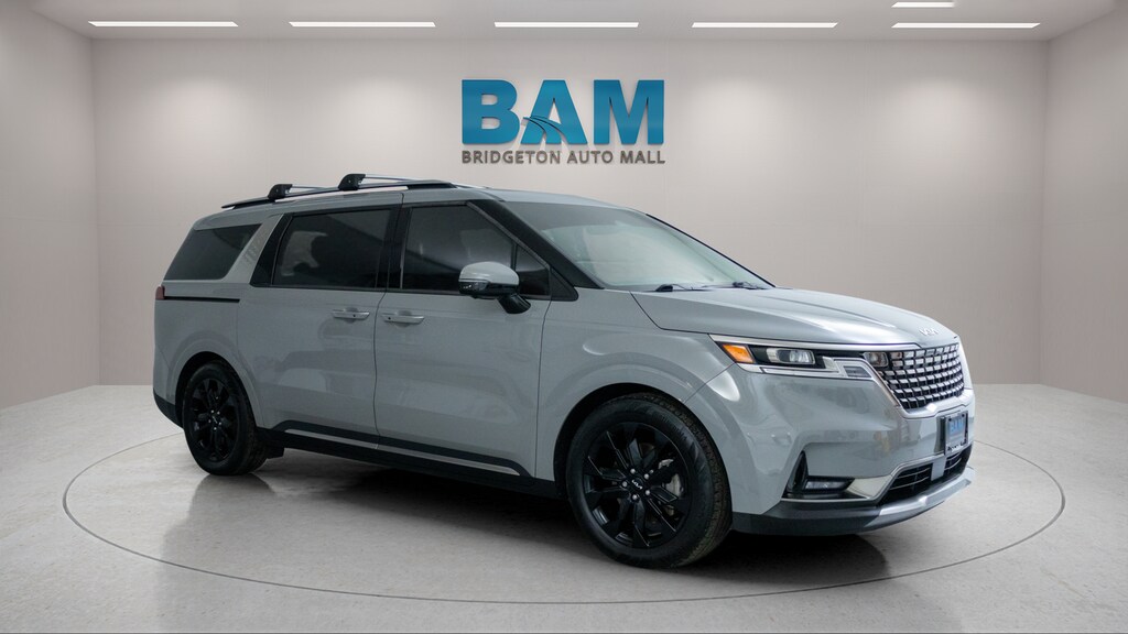 Used 2024 Kia Carnival SX Prestige MPV