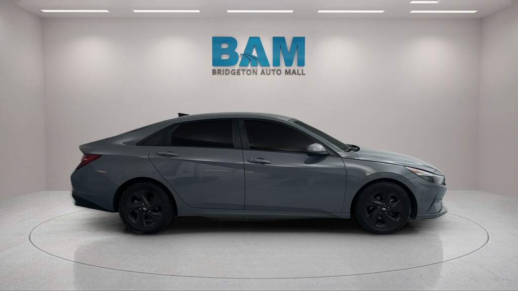 Used 2021 Hyundai Elantra SEL Sedan
