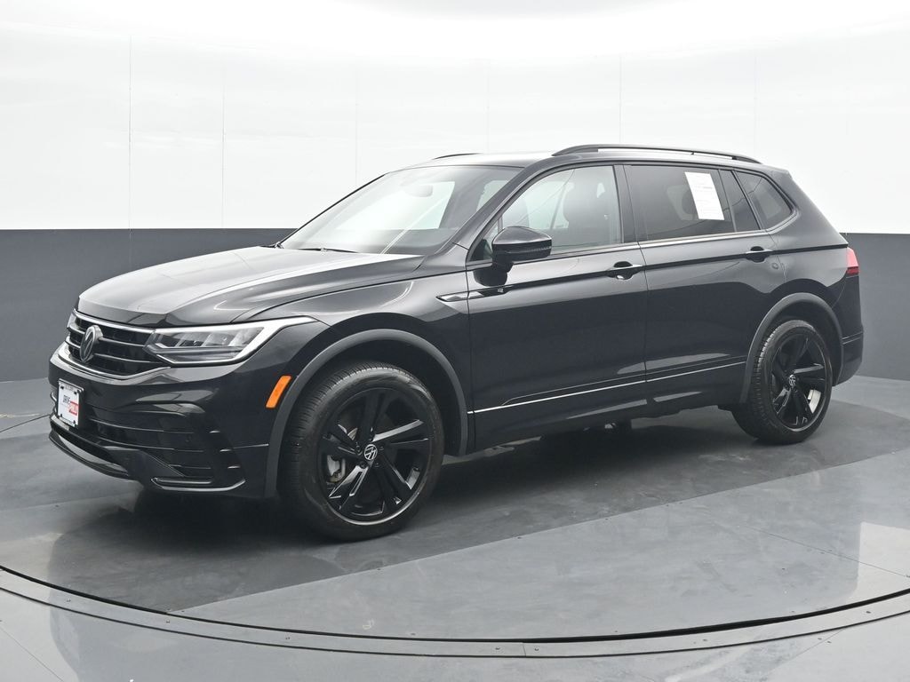Used 2024 Volkswagen Tiguan 2.0T SE R-Line Black SUV