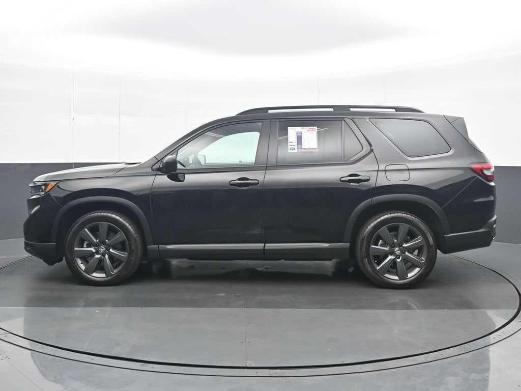 Used 2025 Honda Pilot Sport SUV