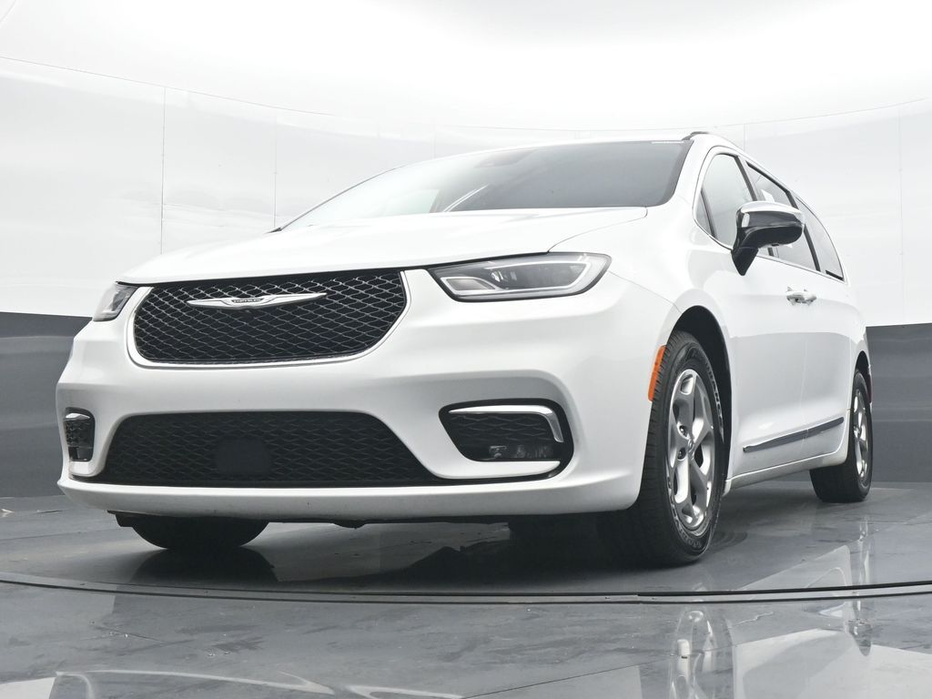 2023 Chrysler Pacifica Limited - Photo 25