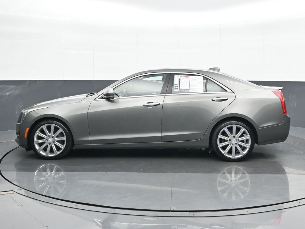 2017 Cadillac ATS Luxury photo 2