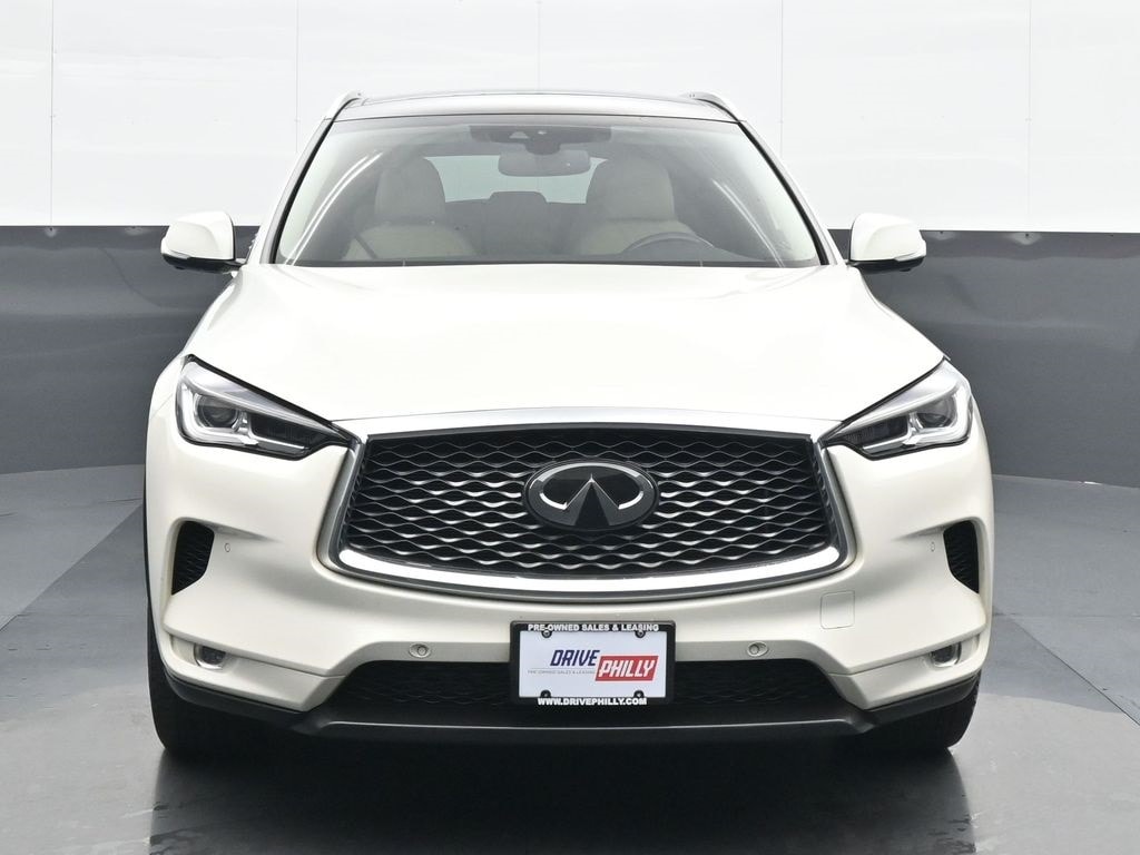 2022 INFINITI QX50 Essential's photo