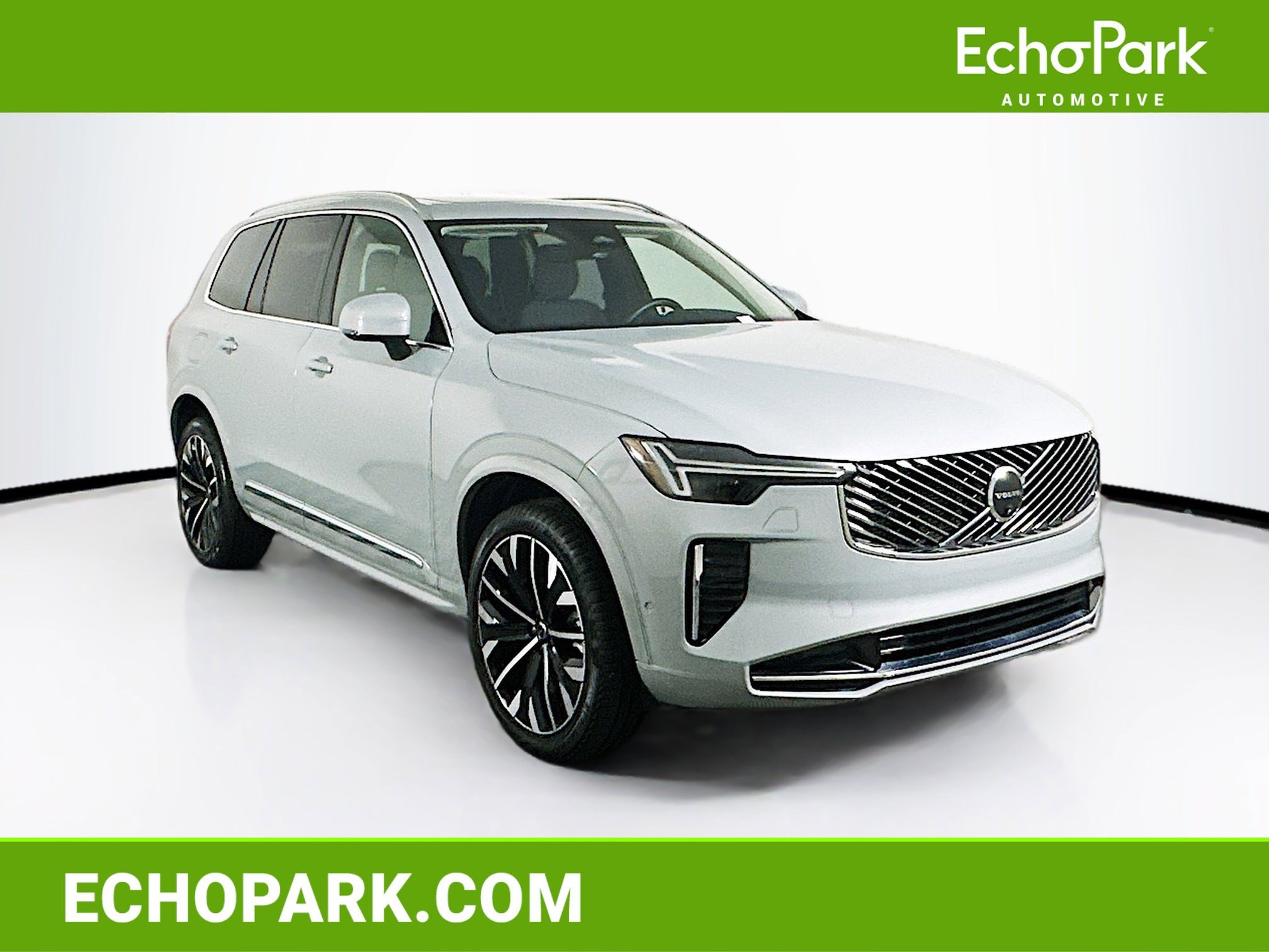 2025 Volvo XC90 Plus's photo