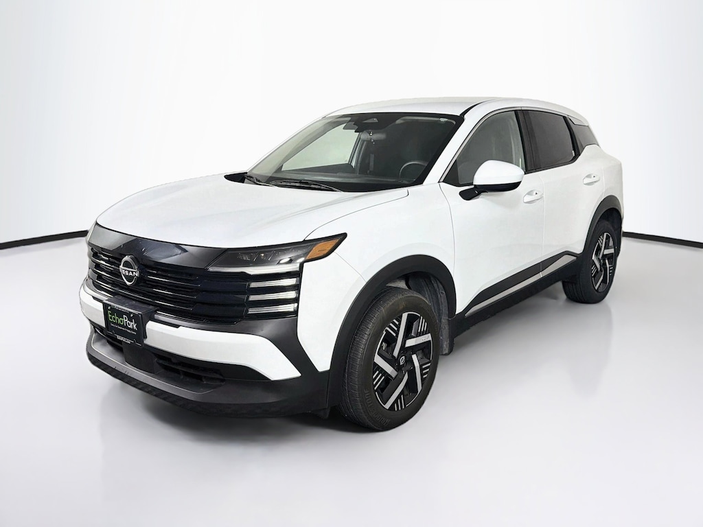 Used 2025 Nissan Kicks SV SV FWD