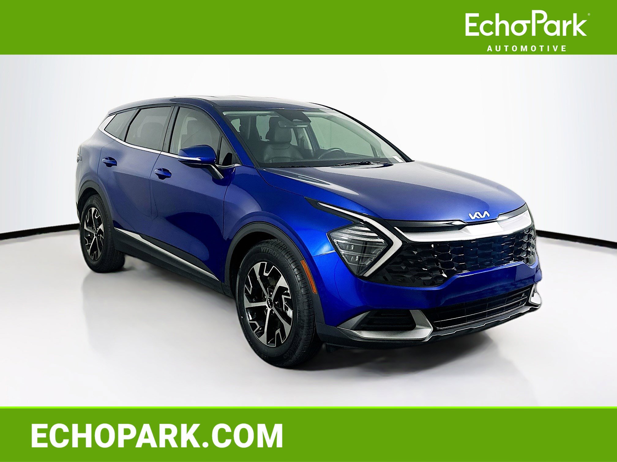 2024 Kia Sportage EX's photo