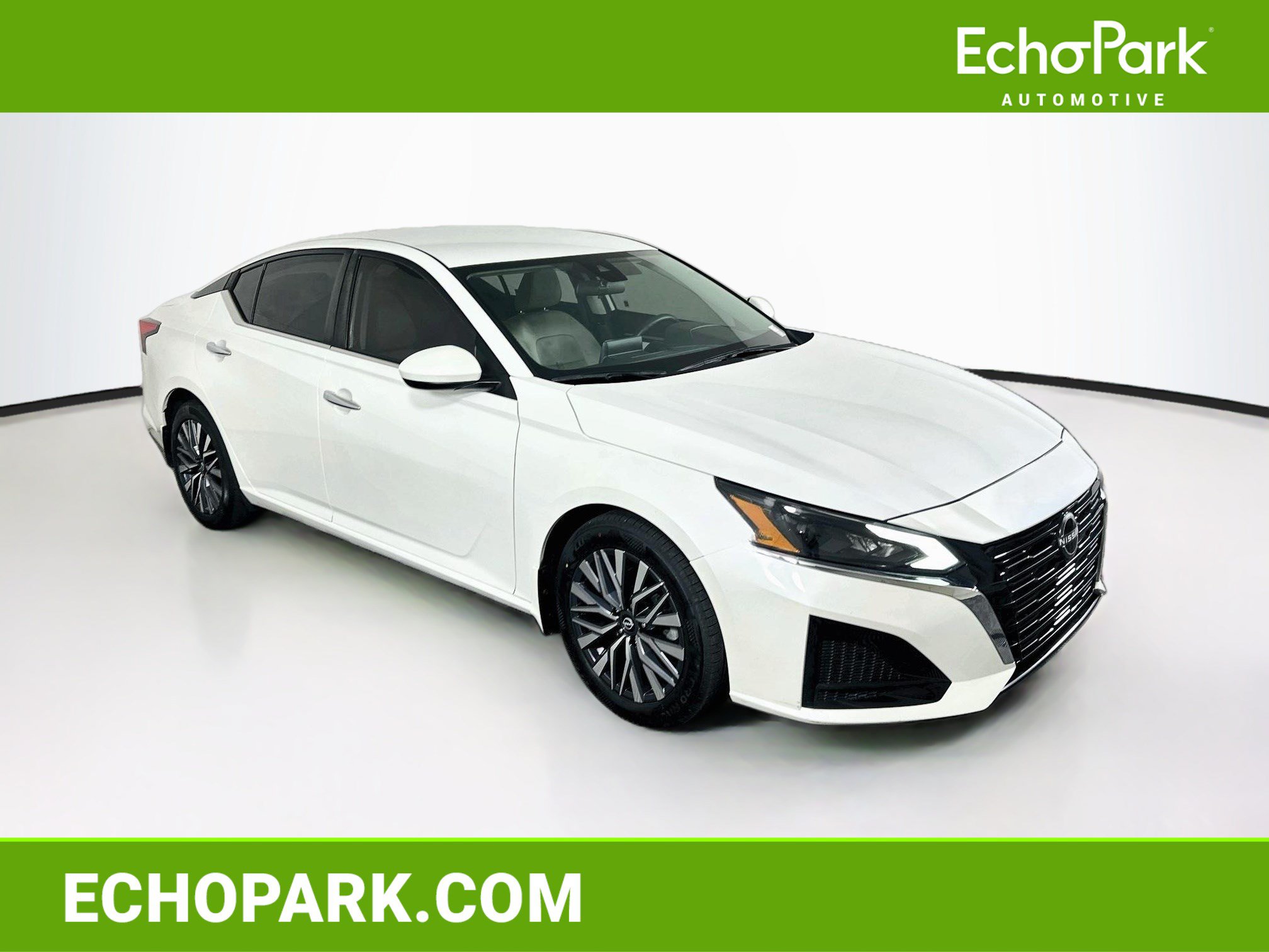Used 2023 Nissan Altima 2.5 SV Sedan