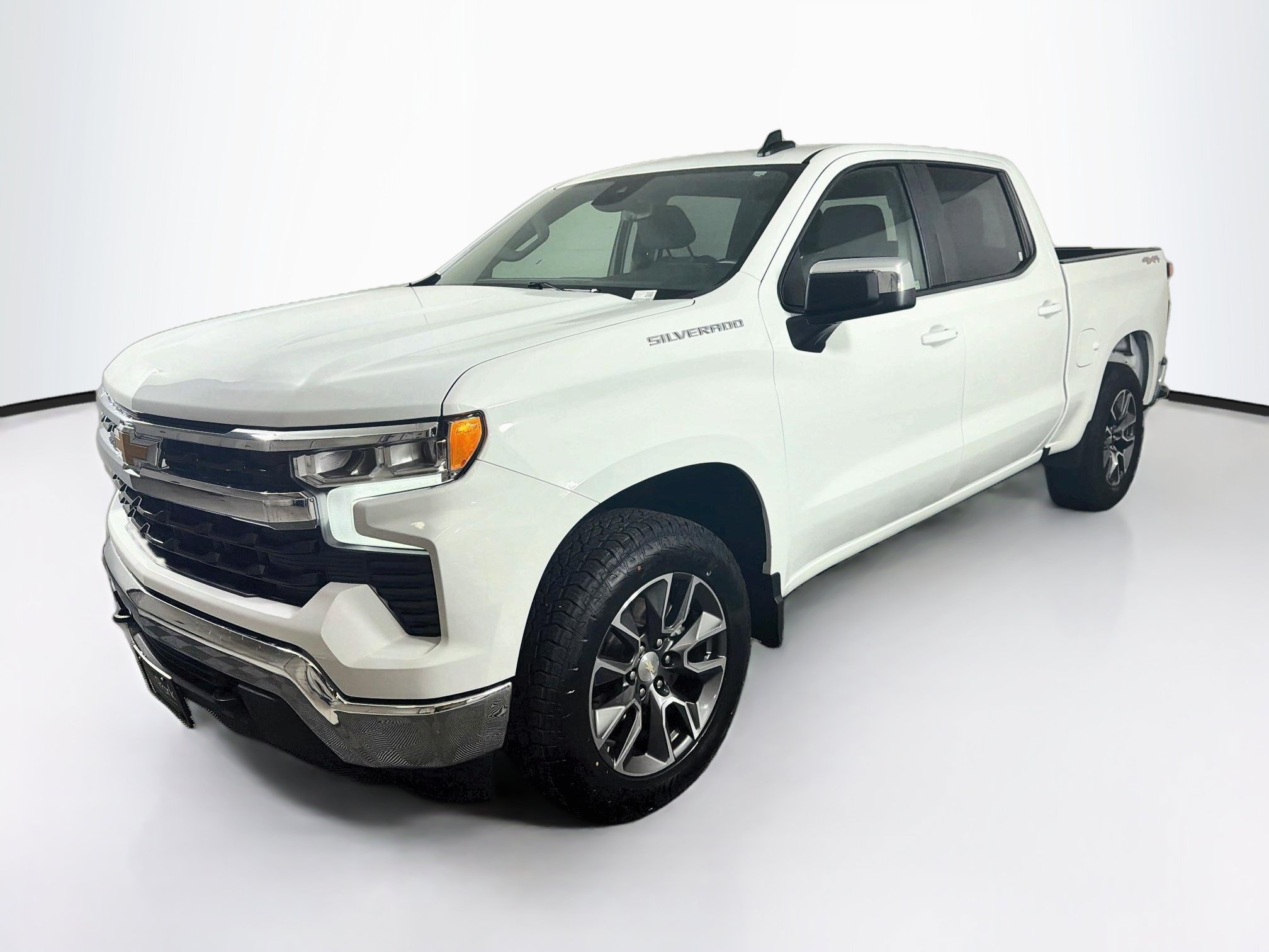 Used 2024 Chevrolet Silverado 1500 LT 4WD Crew Cab 147 LT w/2FL