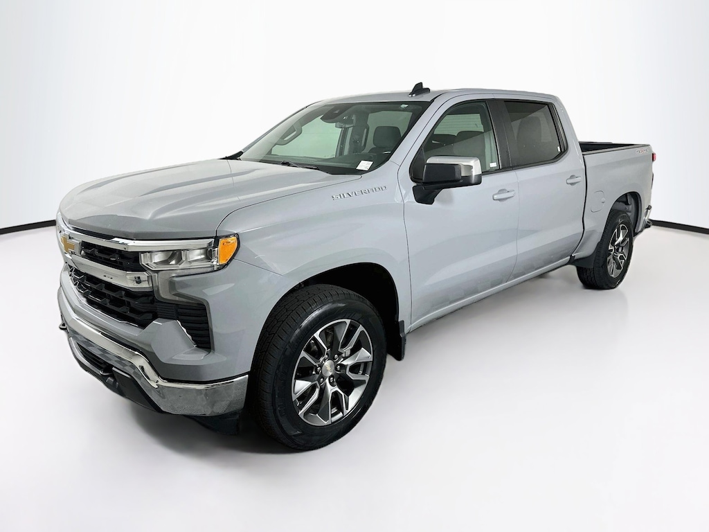 Used 2024 Chevrolet Silverado 1500 LT 4WD Crew Cab 147 LT w/2FL