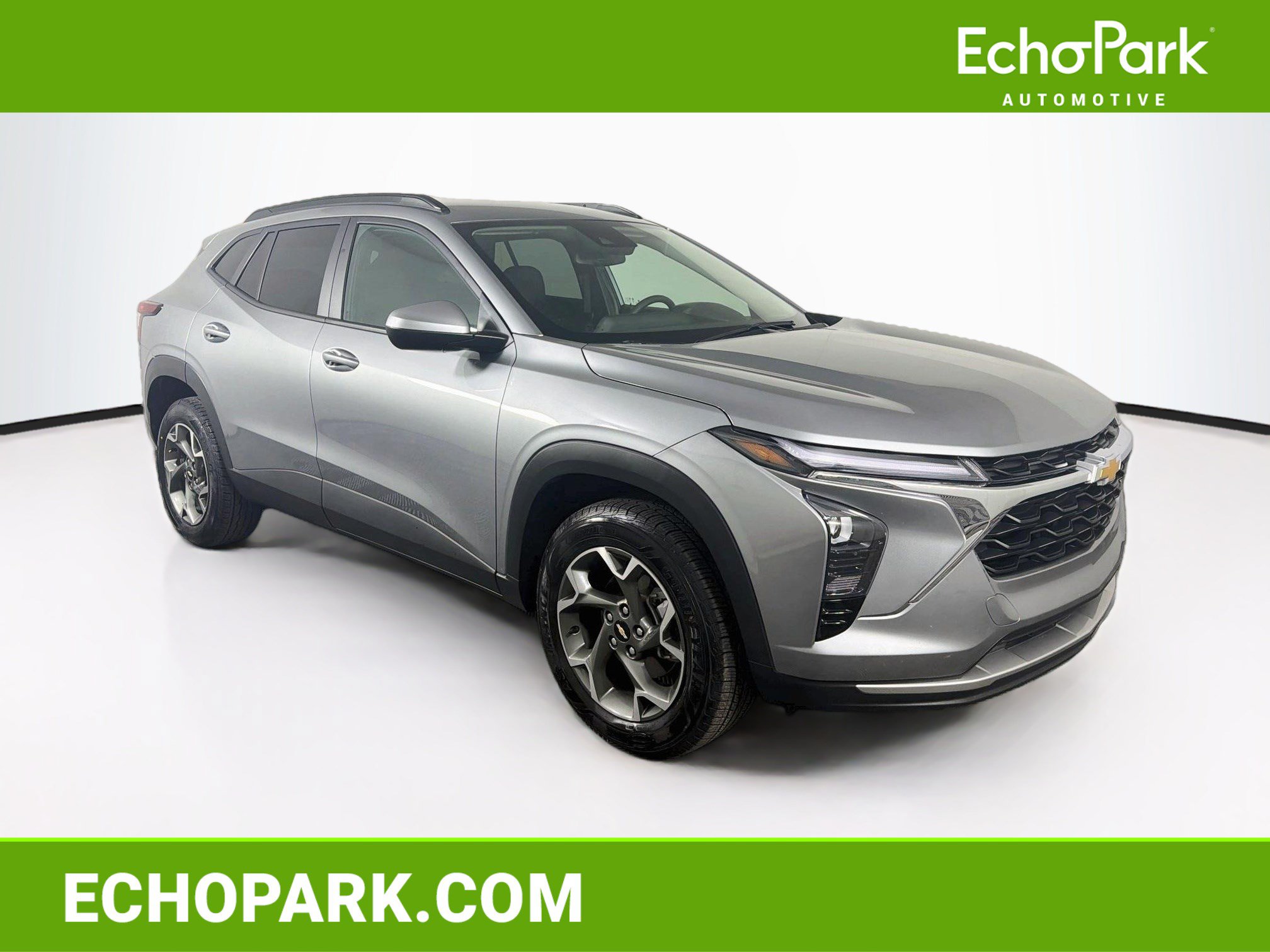 Used 2025 Chevrolet Trax LT FWD LT