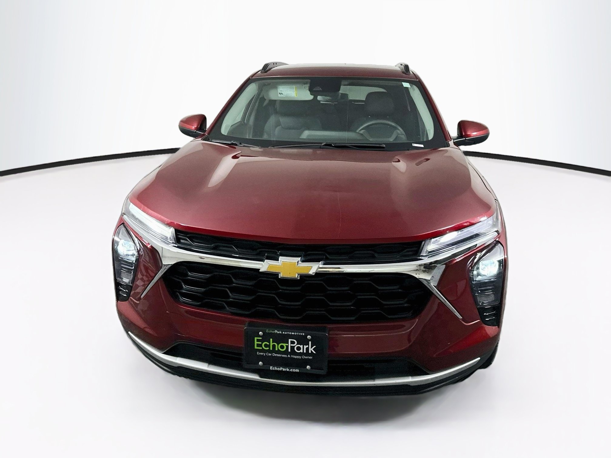 Used 2025 Chevrolet Trax LT FWD LT