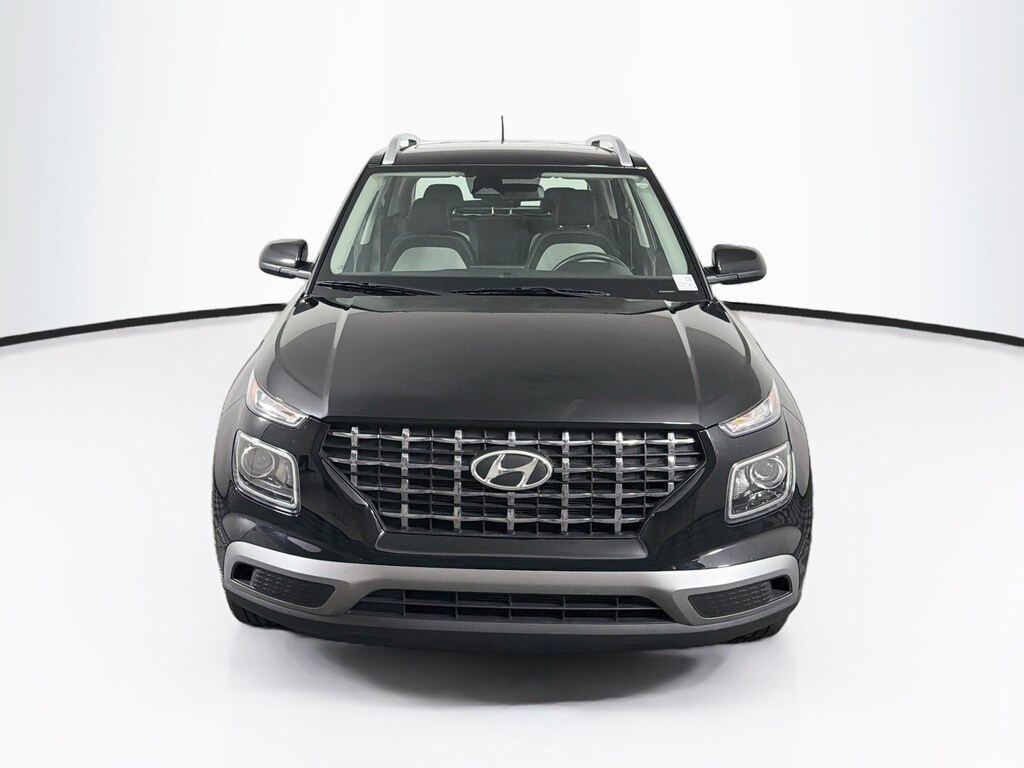 Used 2025 Hyundai Venue SEL SEL IVT