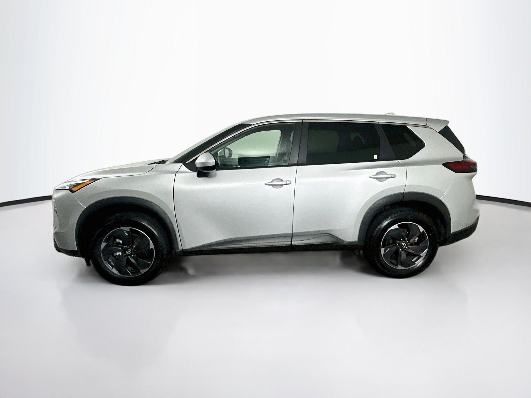 Used 2024 Nissan Rogue SV FWD SV