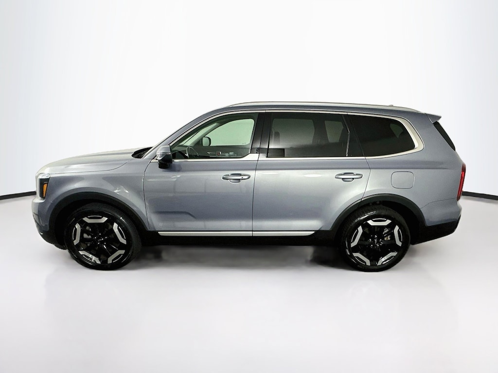 Used 2025 Kia Telluride S S AWD