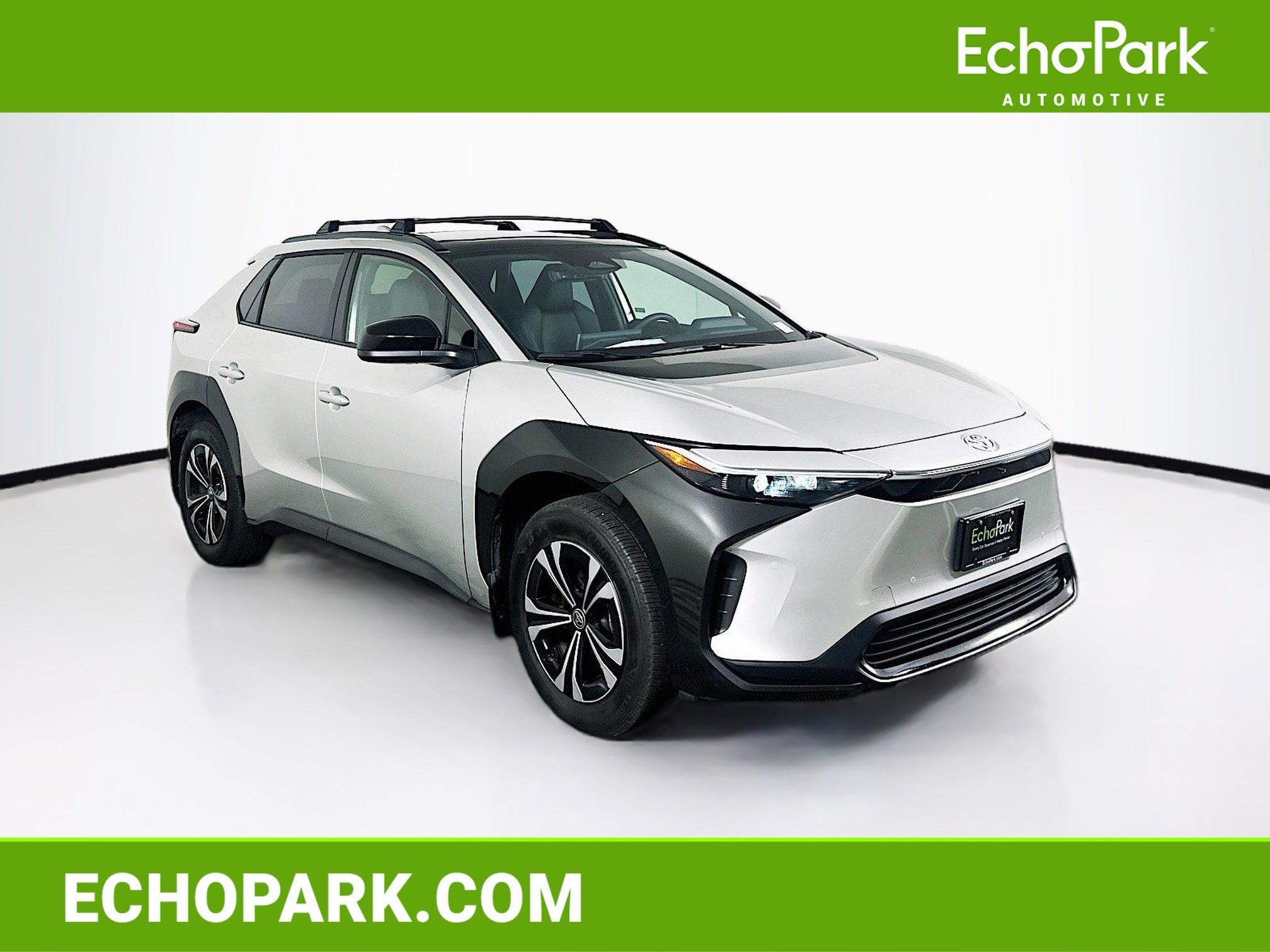 2024 Toyota bZ4X XLE's photo