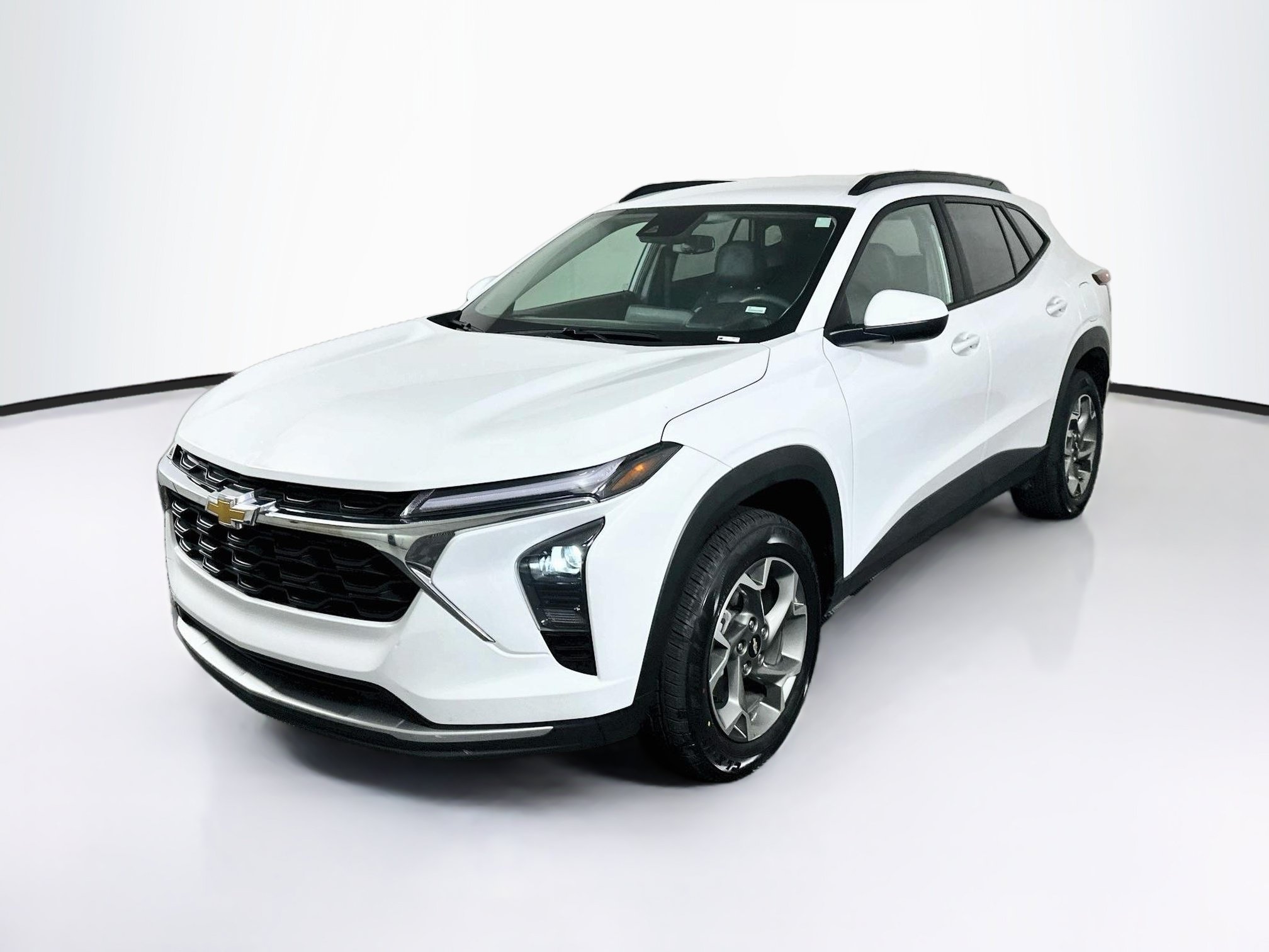 Used 2025 Chevrolet Trax LT FWD LT