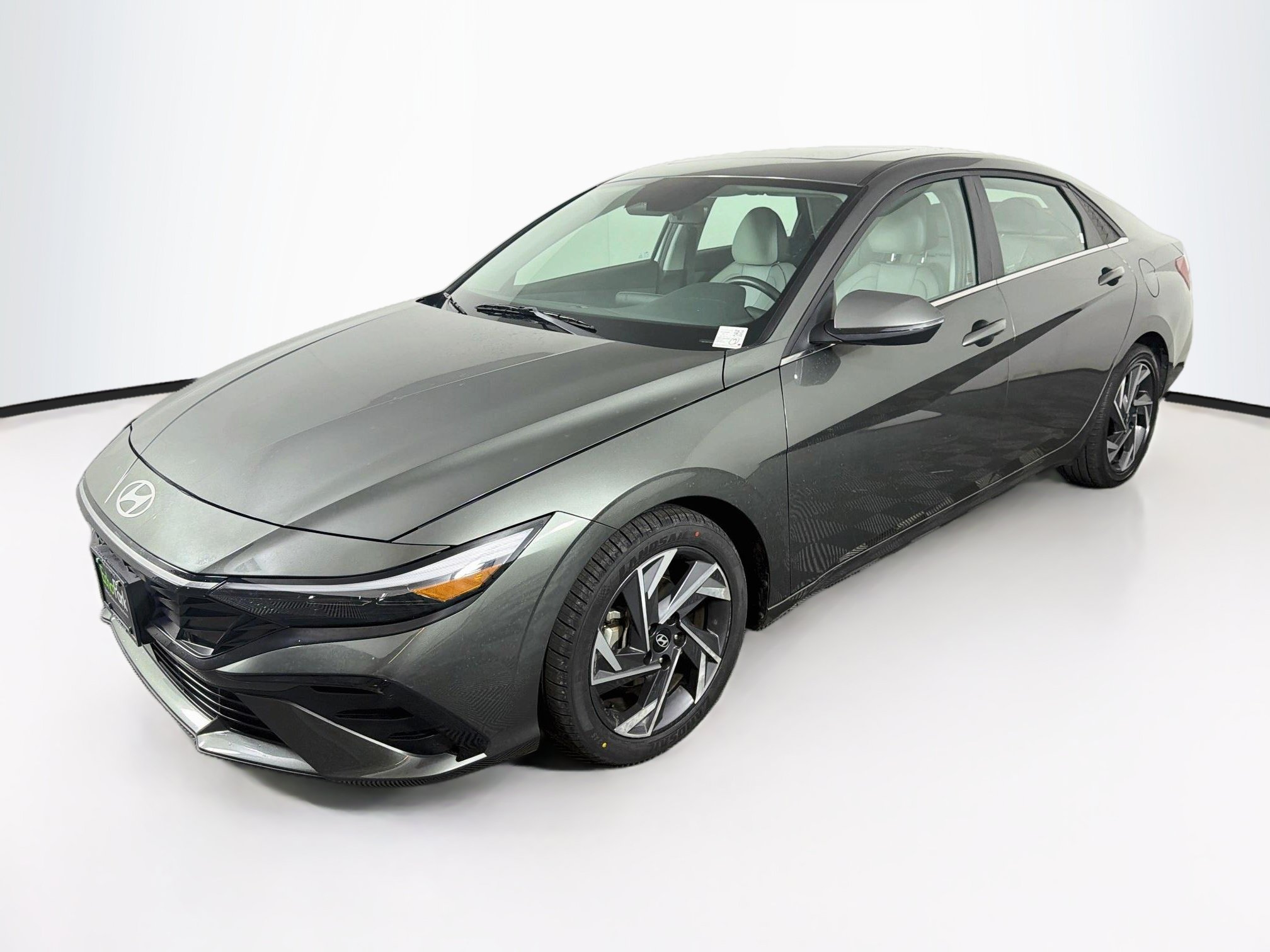 Used 2025 Hyundai Elantra Limited Limited IVT