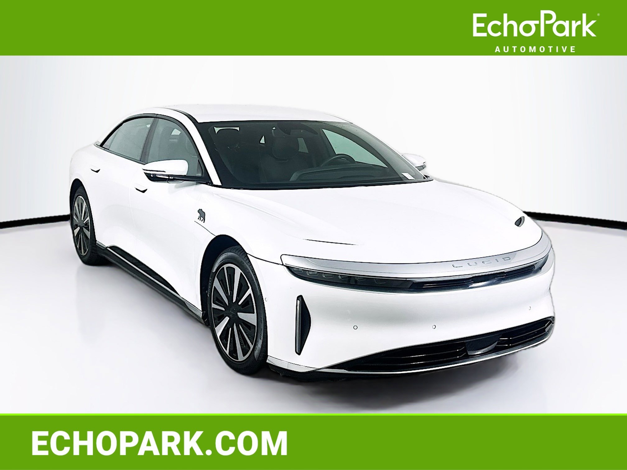 2024 Lucid Air Touring's photo