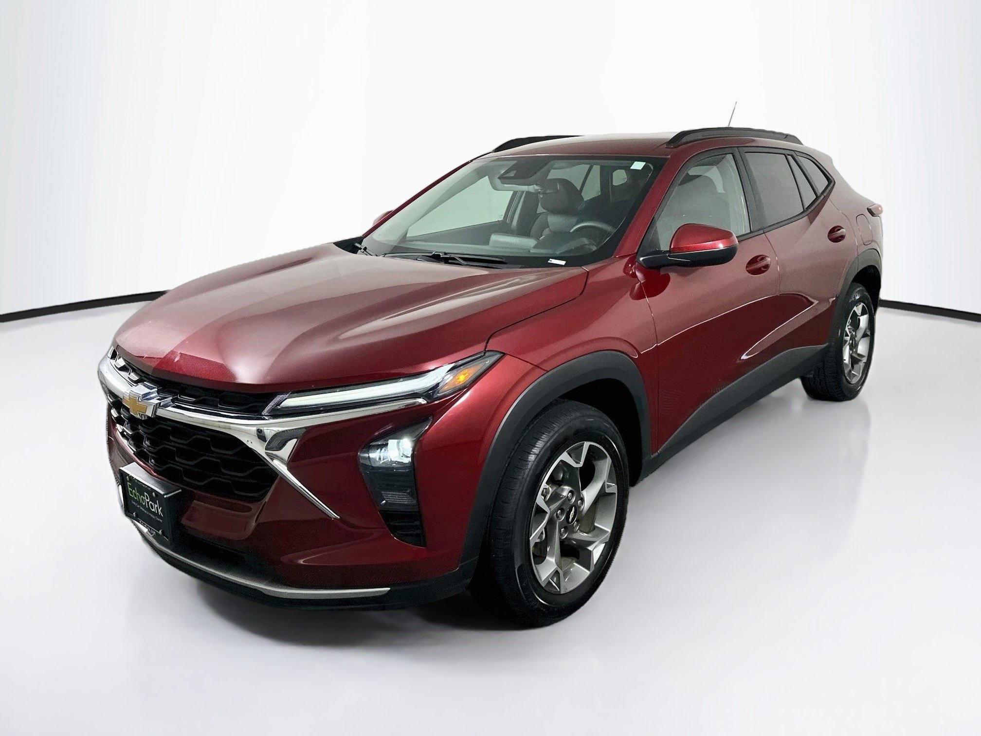 Used 2025 Chevrolet Trax LT FWD LT