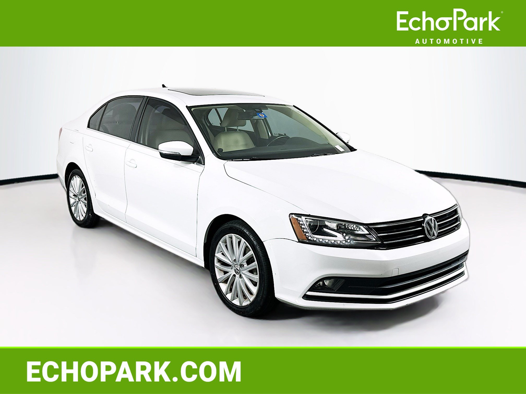 2016 Volkswagen Jetta 1.8T SEL Auto's photo