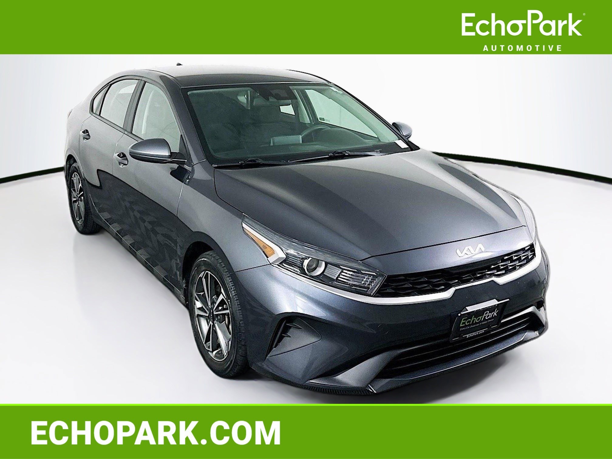 2022 Kia Forte LXS AT's photo