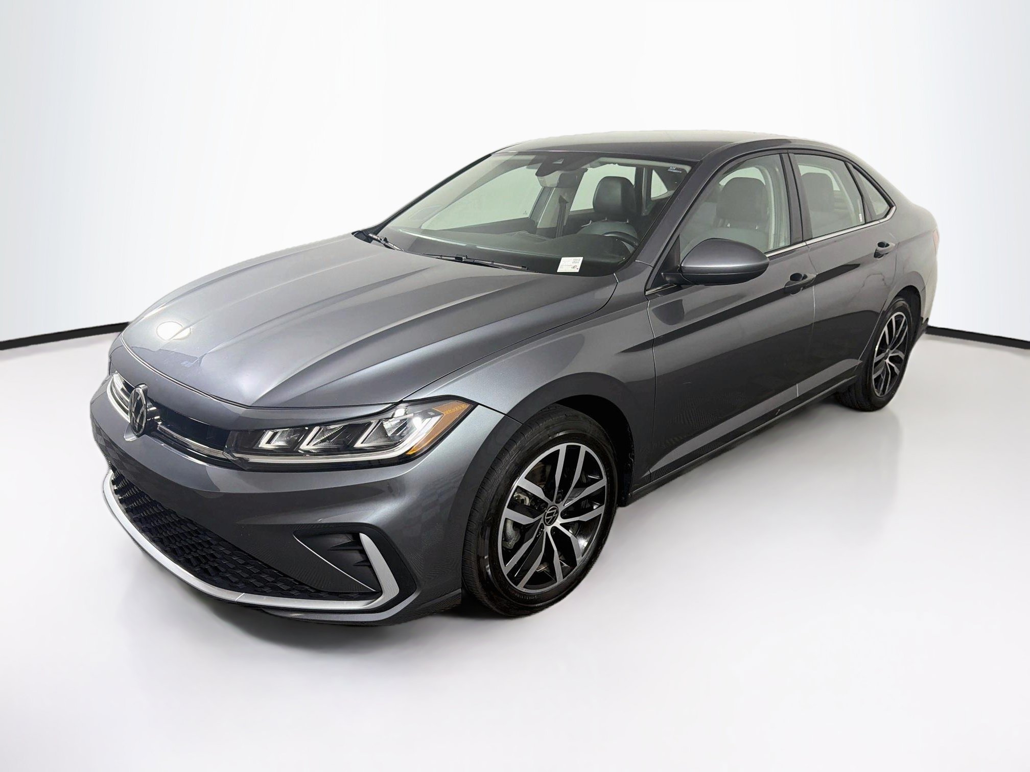 Used 2025 Volkswagen Jetta SE SE Auto