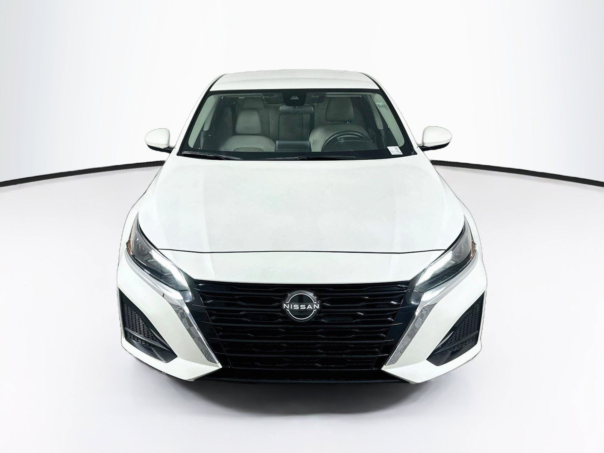 Used 2023 Nissan Altima 2.5 SV Sedan