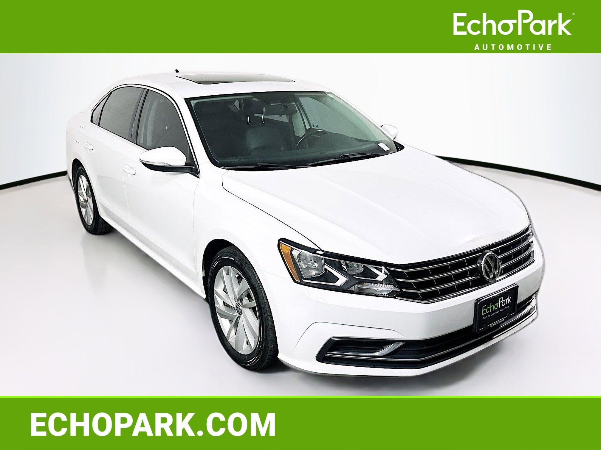 2018 Volkswagen Passat 2.0T SE Auto's photo