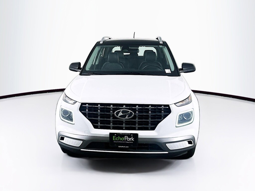 Used 2023 Hyundai Venue Limited Limited IVT