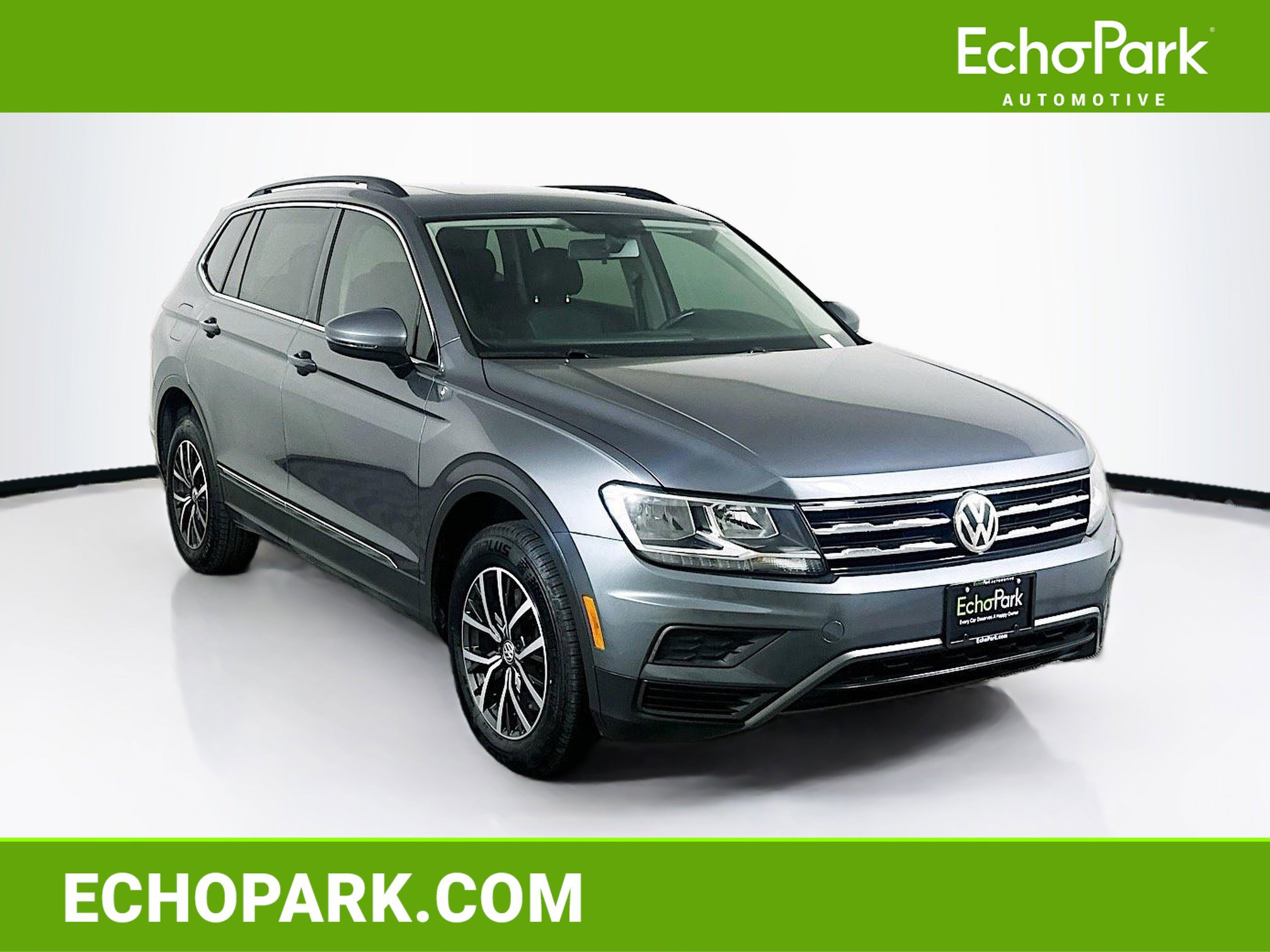 2020 Volkswagen Tiguan 2.0T SE's photo