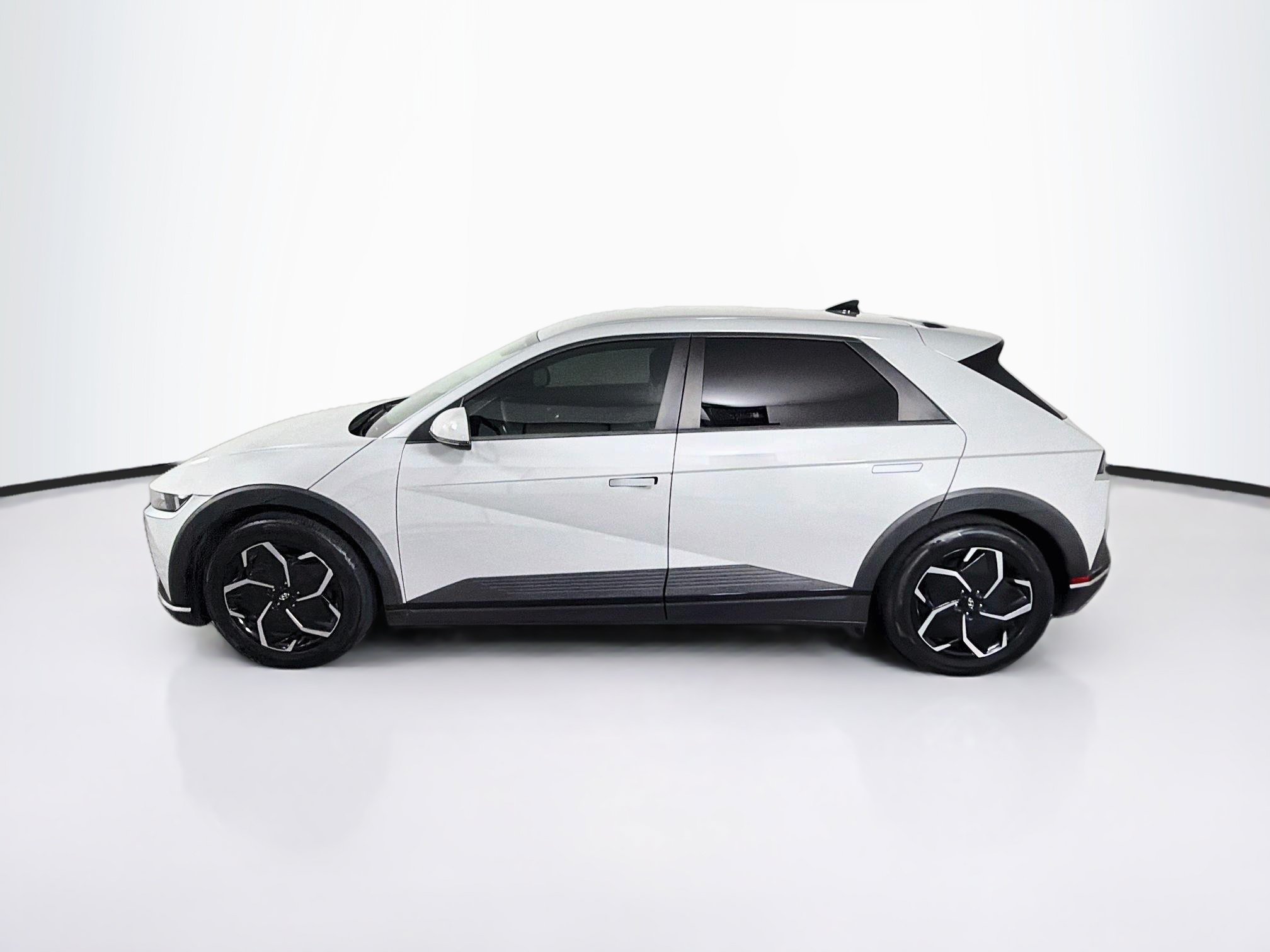 Used 2024 Hyundai IONIQ 5 SEL SEL RWD