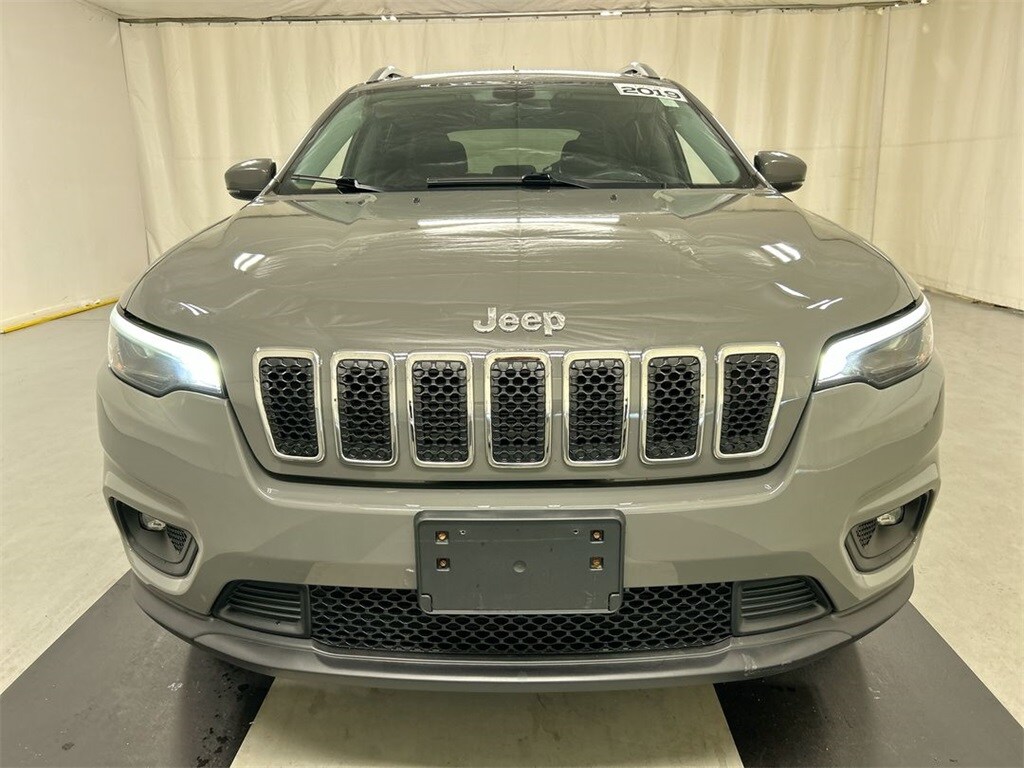 2019 Jeep Cherokee Latitude photo 3