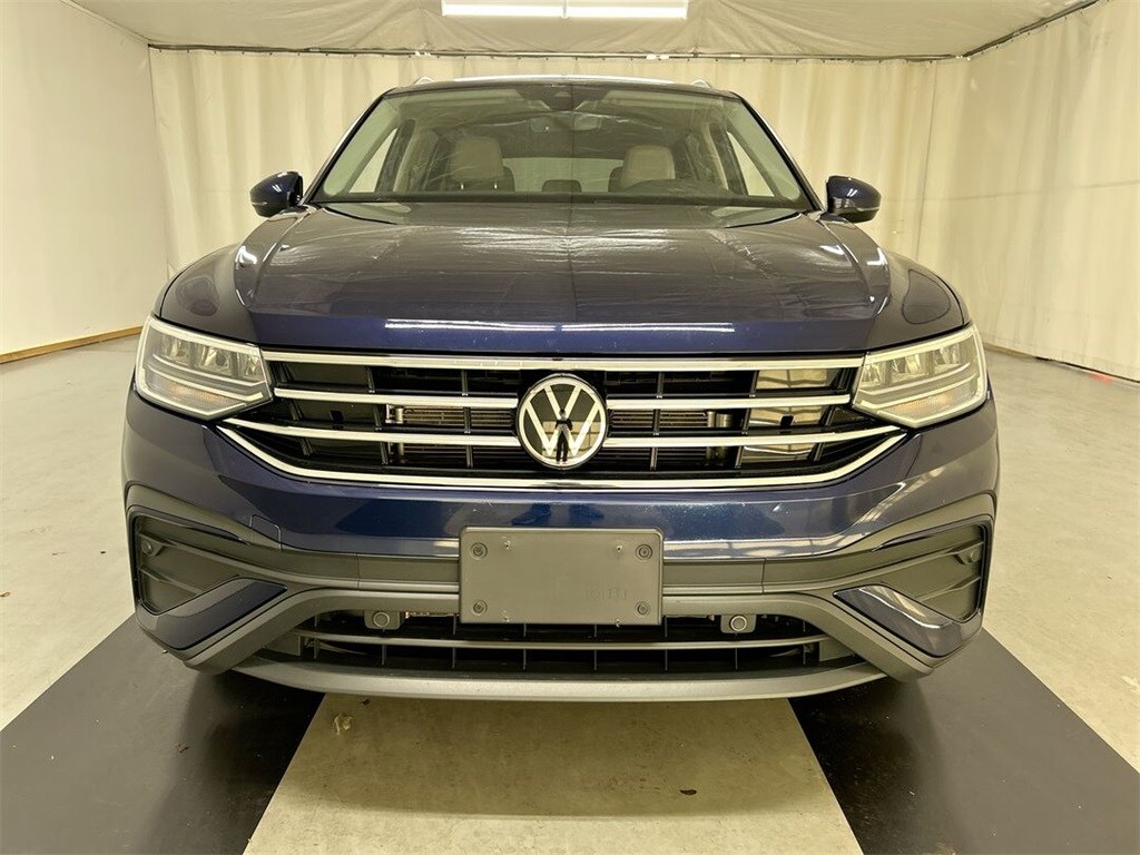 2022 Volkswagen Tiguan SE photo 2