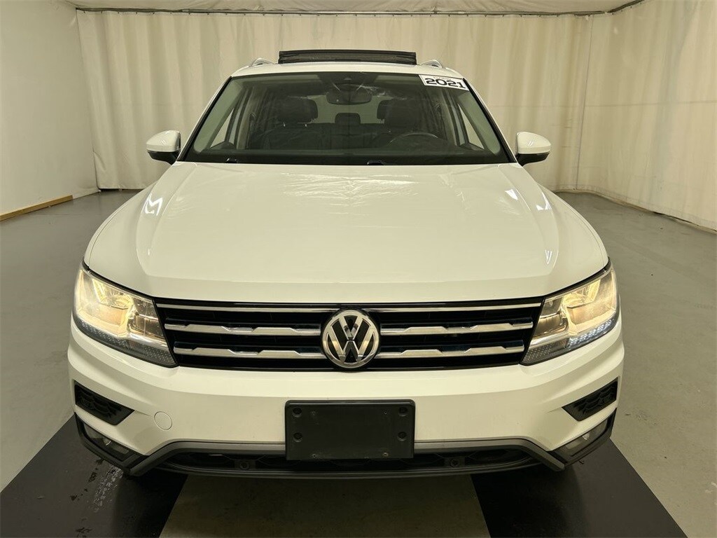 2021 Volkswagen Tiguan SEL photo 3