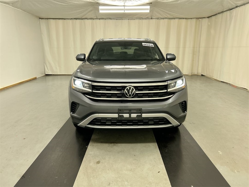 Used 2022 Volkswagen Atlas Cross Sport 2.0T SE SUV