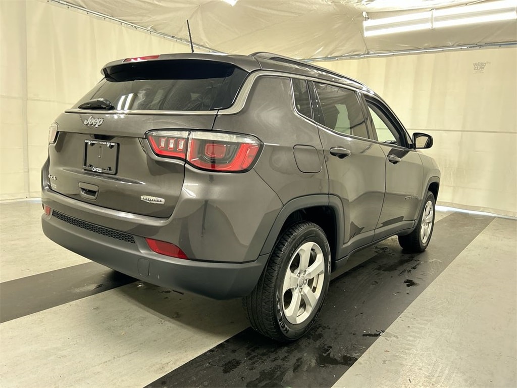 Used 2019 Jeep Compass Latitude with VIN 3C4NJDBB7KT781128 for sale in Cicero, NY