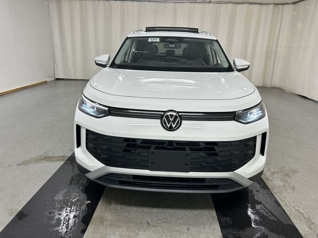 New 2026 Volkswagen Tiguan 2.0T SE SUV