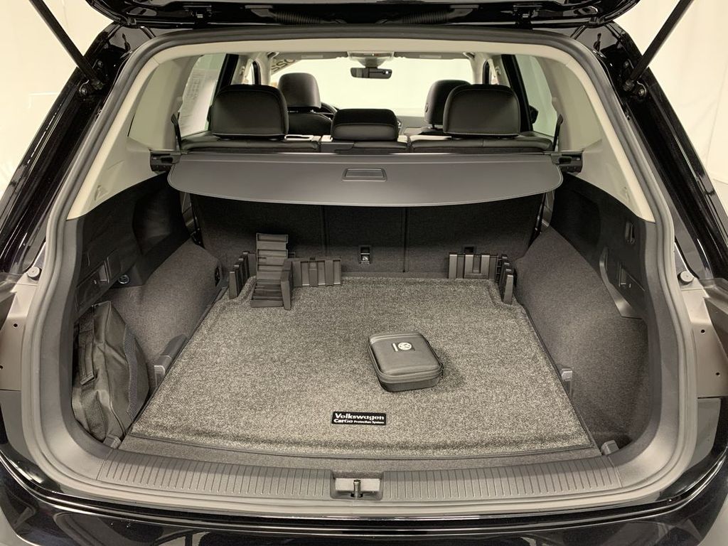 2022 Volkswagen Tiguan SE - Photo 22