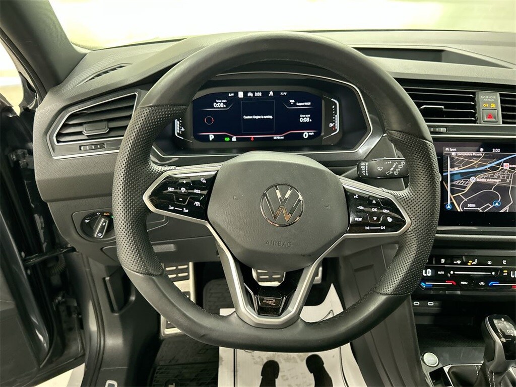 2022 Volkswagen Tiguan SEL Premium R-Line photo 3