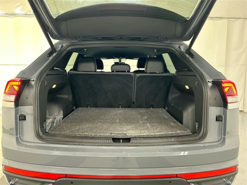 Used 2023 Volkswagen Atlas Cross Sport 3.6L V6 SE w/Technology SUV