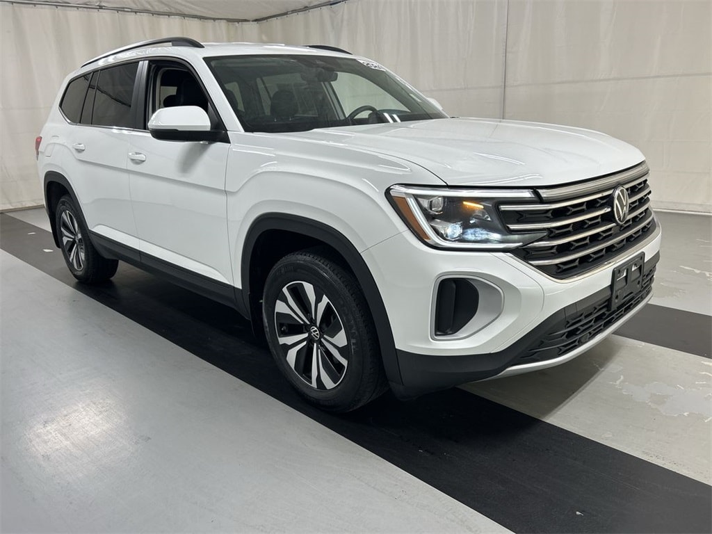 2024 Volkswagen Atlas SE