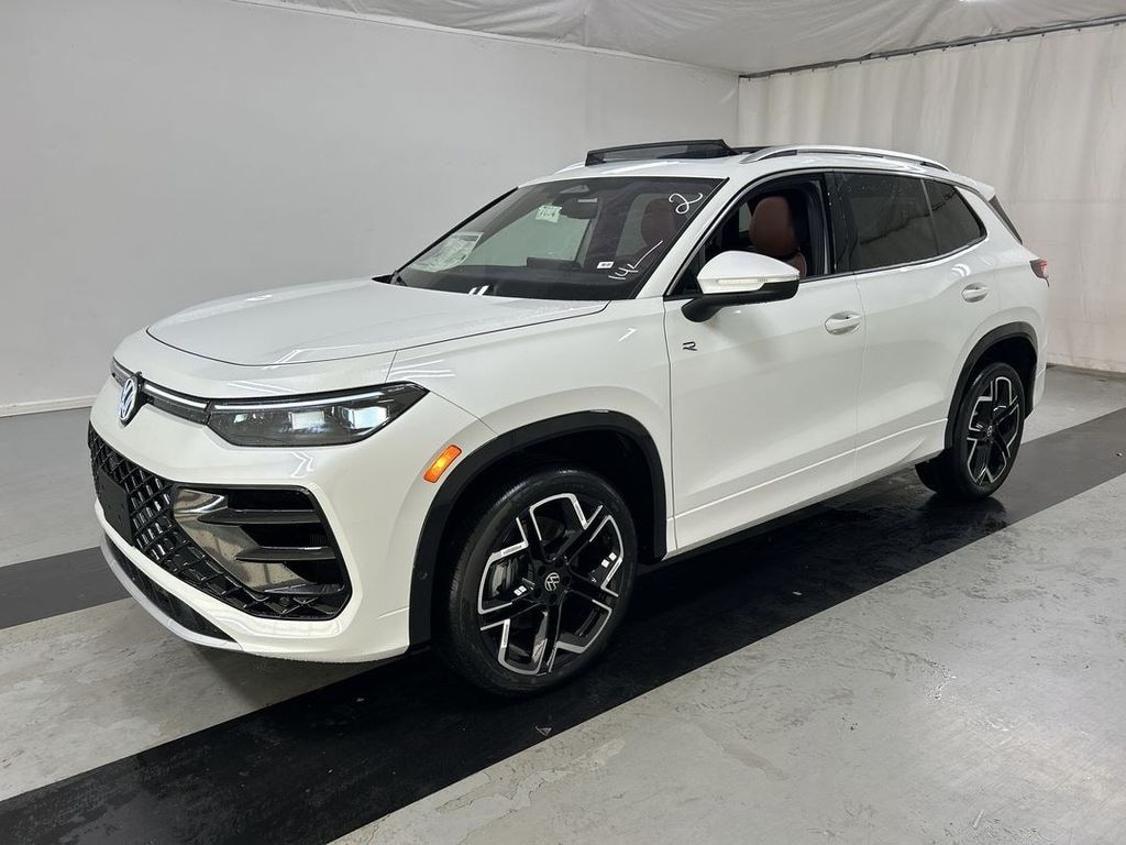New 2026 Volkswagen Tiguan SEL R-Line Turbo SUV