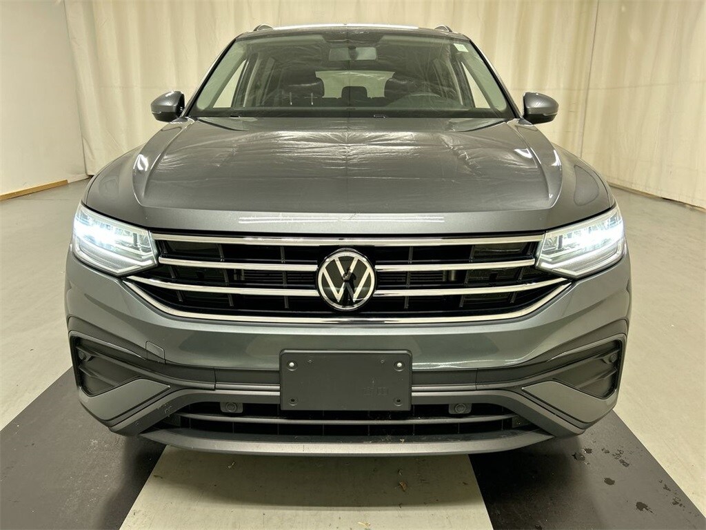 2022 Volkswagen Tiguan S photo 2
