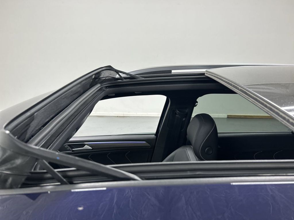 2023 Volkswagen Tiguan SEL R-LINE - Photo 20