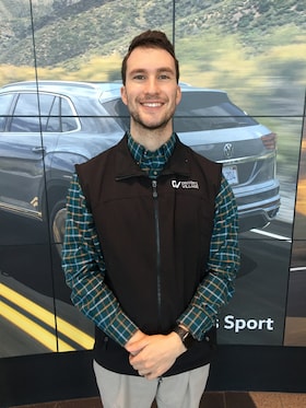 Staff member Ross Maxam from 8fc49e066ddd