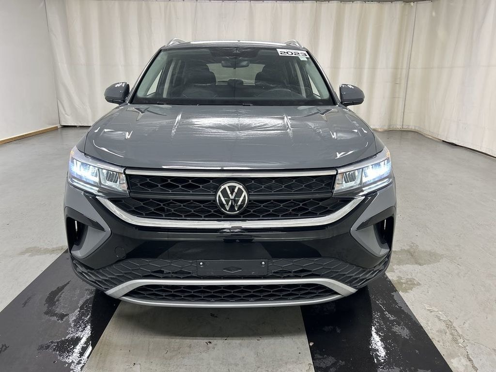 Certified 2023 Volkswagen Taos 1.5T SE SUV