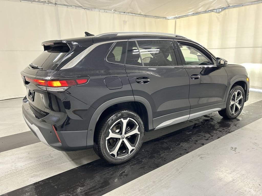 New 2026 Volkswagen Tiguan 2.0T SE SUV
