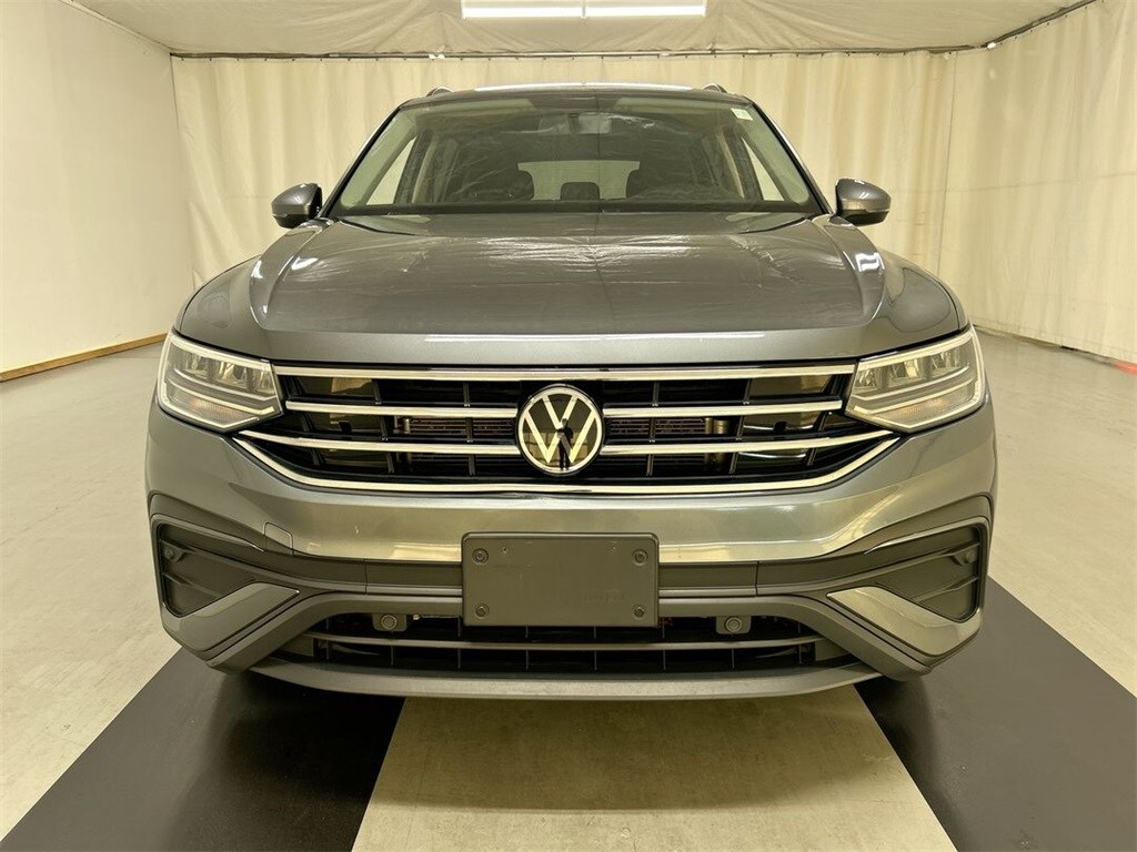 2022 Volkswagen Tiguan S photo 3