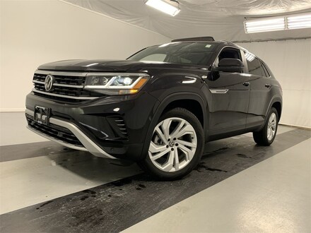 Featured Certified Pre-Owned 2021 Volkswagen Atlas Cross Sport 2.0T SEL 4MOTION SUV for Sale in Cicero, NY